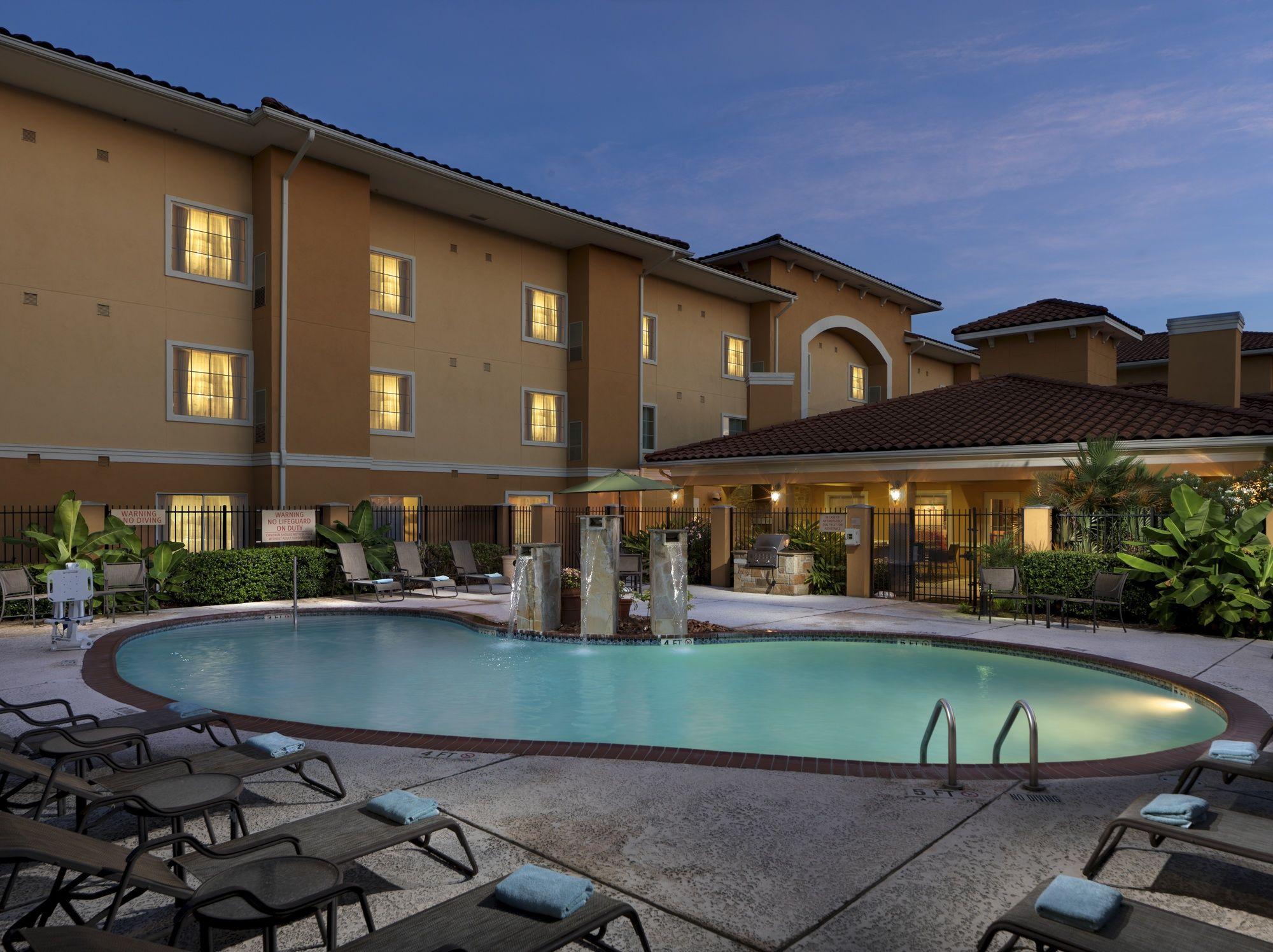 Towneplace Suites Houston North/Shenandoah Luaran gambar